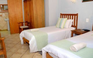 Duiker - Aan-die-Oewer Guest House Graaff-Reinet