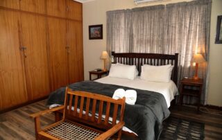 Kudu - Aan-die-Oewer Guest House Graaff-Reinet