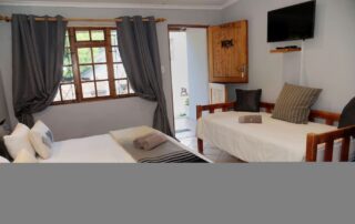 Ribbok - Aan-die-Oewer Guest House Graaff-Reinet
